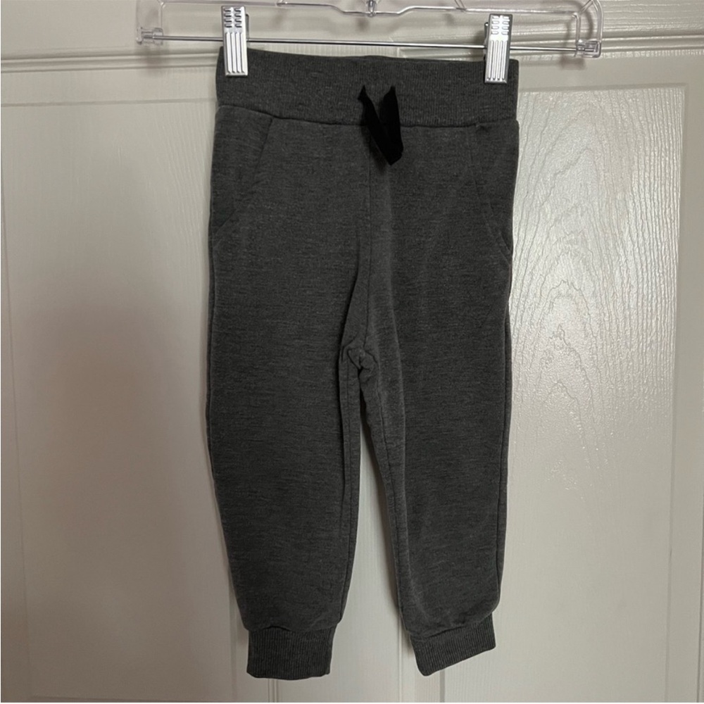 Batman Gray & Black Sweatpants size 2T